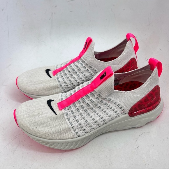 Nike React Phantom Run Flyknit 2 Size 8 DM8064 001 - Picture 5 of 11
